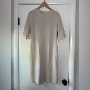 ROSSO35 Italy Sheath Dress Short Sleeve Scoop Neck Fabric Tie Belt Ivory Size 6